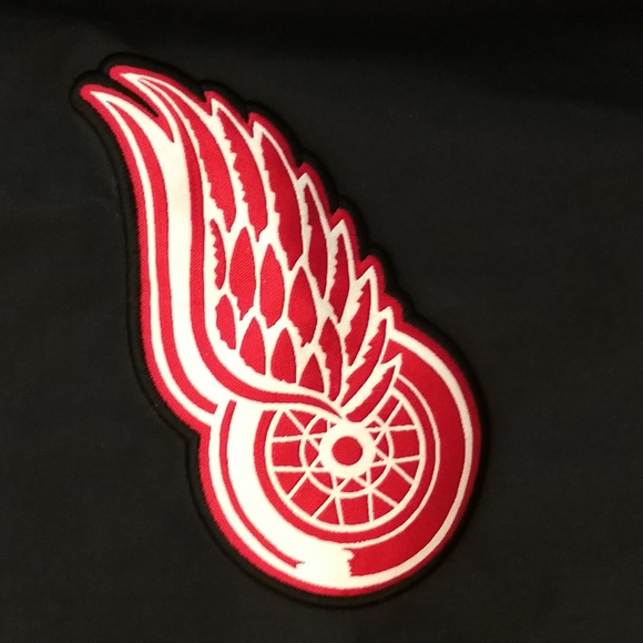 NHL Detroit Red Wings Reebok Jacket - Picture 2 of 15